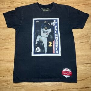 Mitchell & Ness Fernando Valenzuela Dodgers Topps Size Large MLB Graphic Shirt